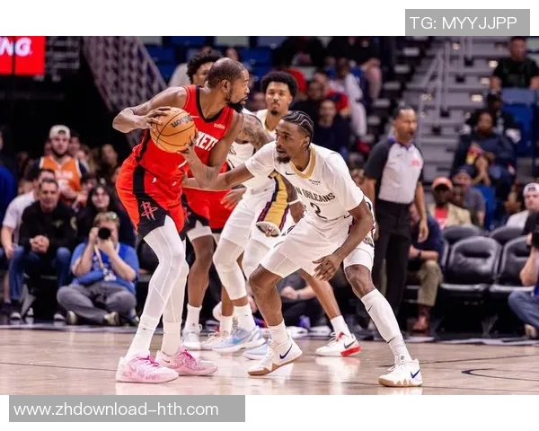 火箭队与爵士的精彩对决揭示了NBA季后赛的激烈竞争与球队实力的较量